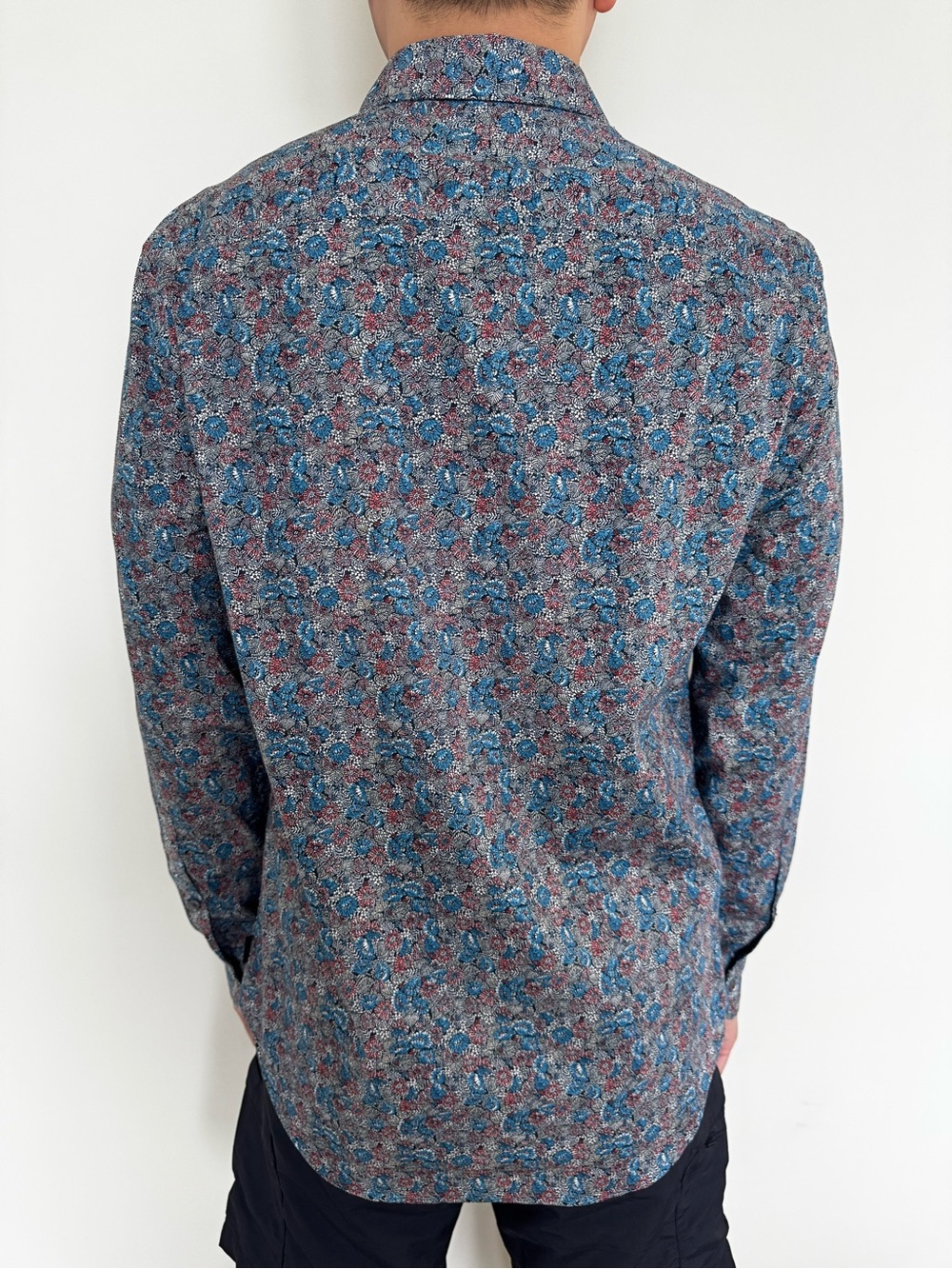 Perry Ellis Blue and Burgundy Floral Long-Sleeve Button-Up Shirt